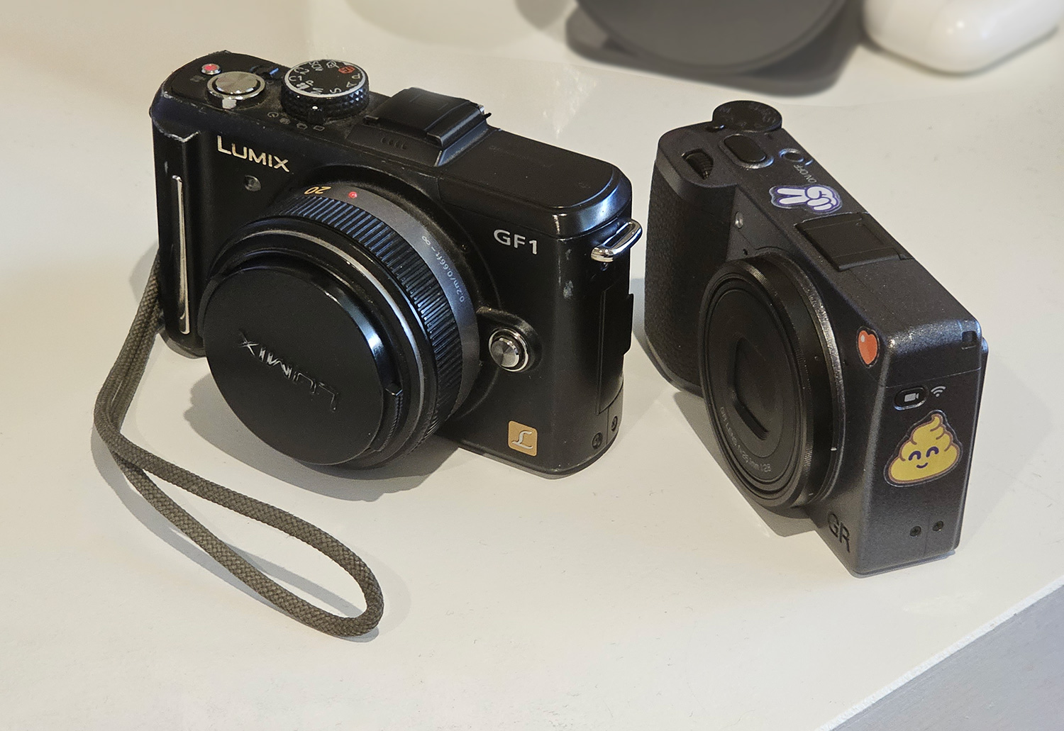 Reflecting on my beloved compact cameras