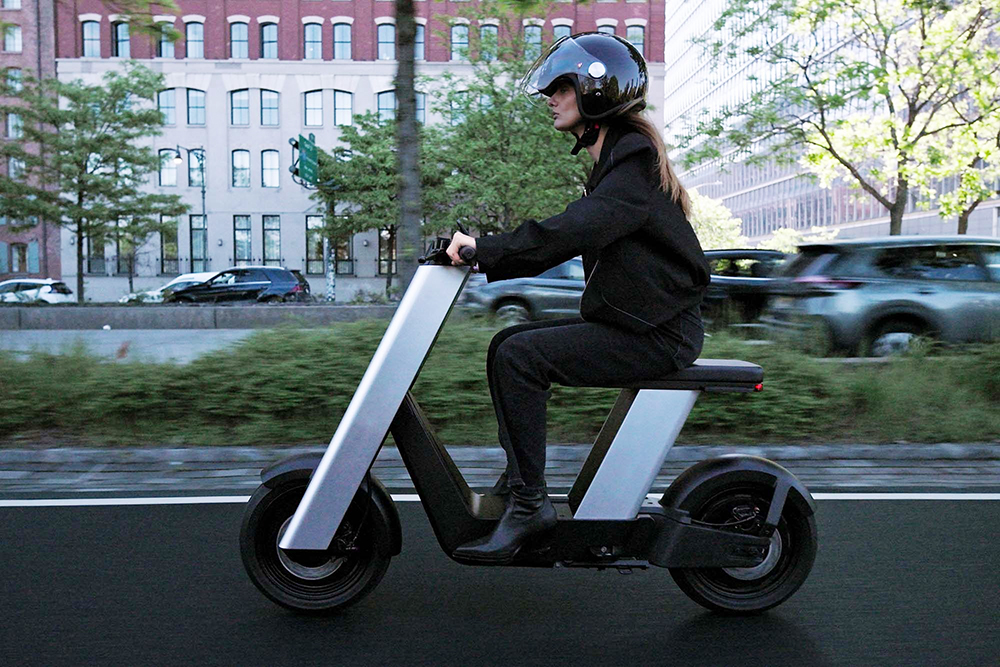 Infinite Machine launches the Olto e-scooter